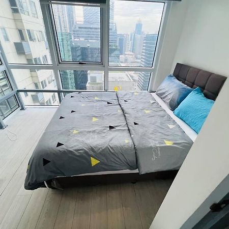 Pool X City View 2 Bed Room Loft With Wifi & Netflix Manila Exterior photo